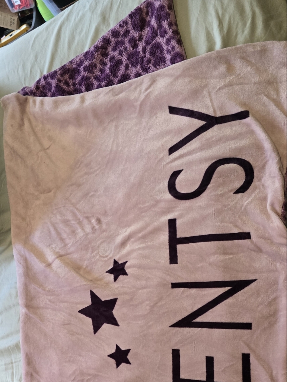 Scentsy Purple and Pink Plush Blanket with Care Tag